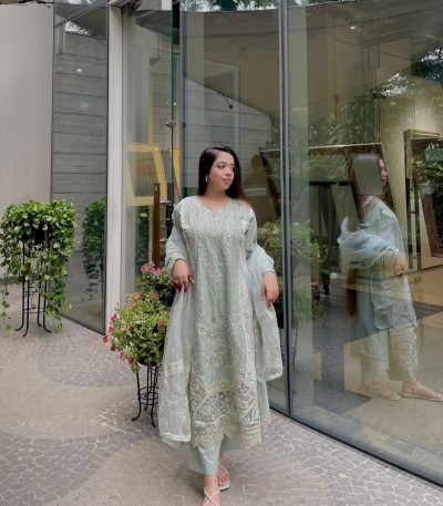 Pakistani Brand “Kanwal Malik” inspired exclusive designer stitched / ready to wear 3 piece kamiz set